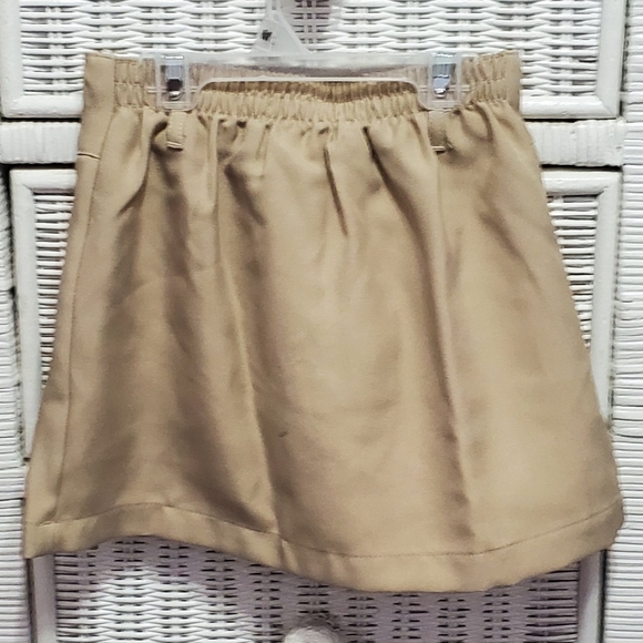 IZOD Uniform Skirt Size 6 - Picture 2 of 3